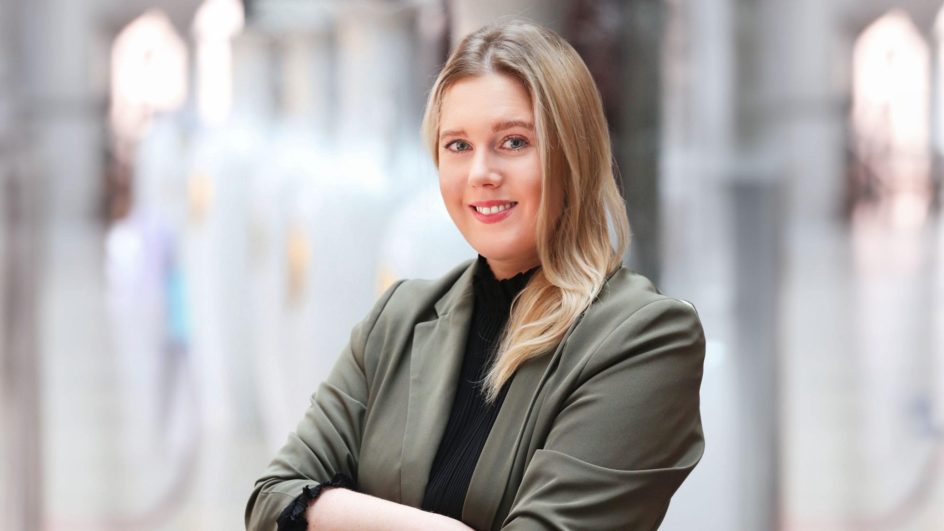Portrait von Susanne Fuchs, Expertin für die Rürup-Rente bei Swiss Life Deutschland