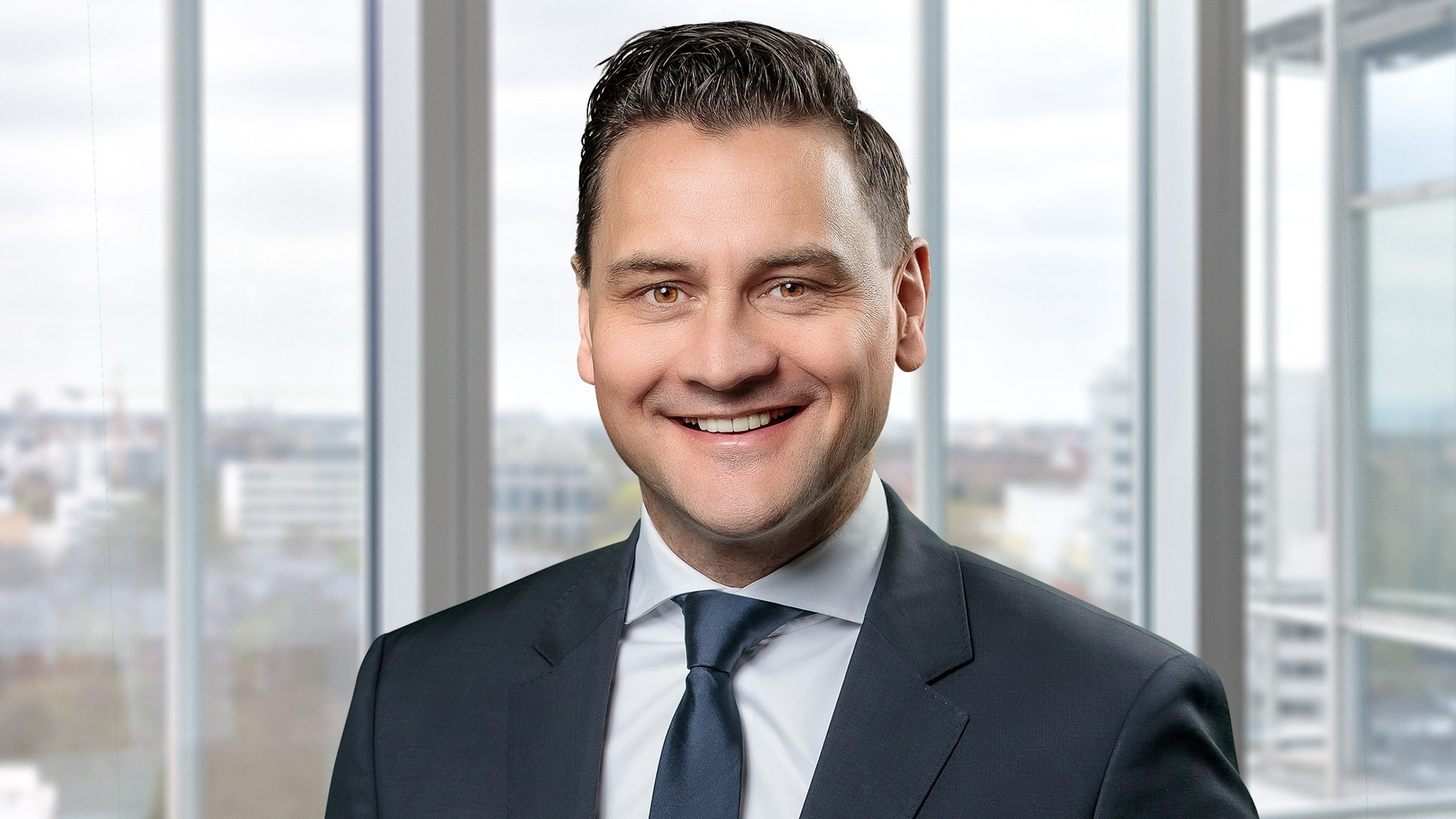 Portrait Stefan Butzlaff, Chief Operating Officer (COO) Finanzvertriebe