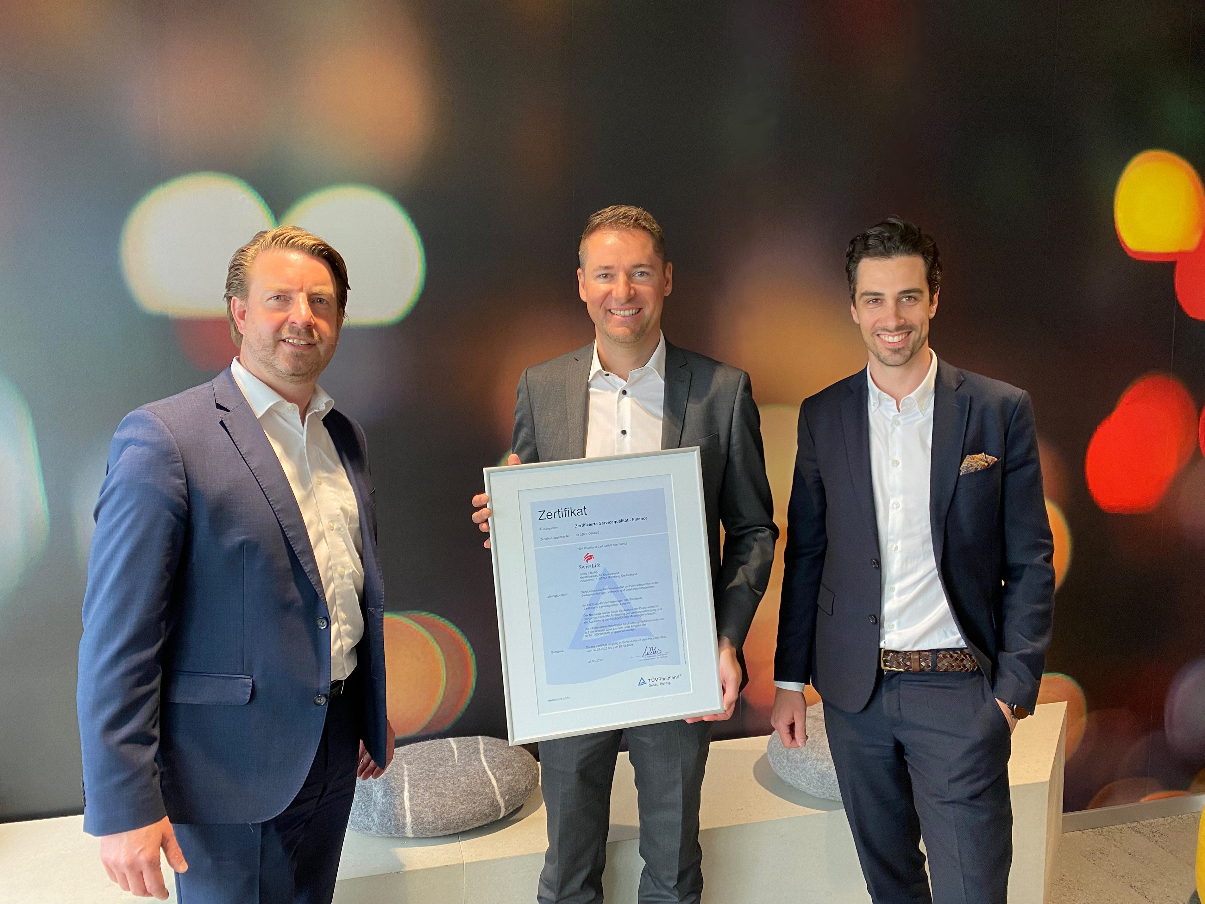 Swiss Life TÜV Zertifikat_Übergabe_